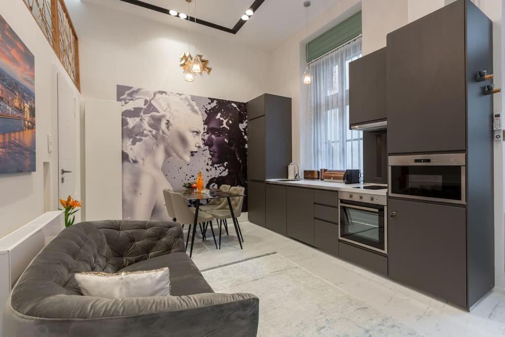 Premium Apartment By Hi5-King Street'S Luxury 布达佩斯 外观 照片